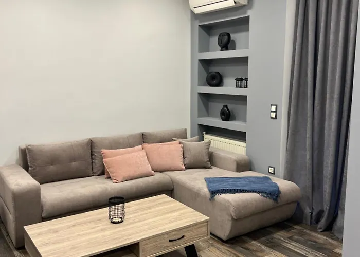 Nikola\'S Home